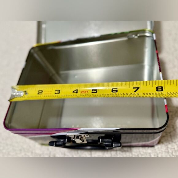 Pokemon Collectors Chest Tin Lunchbox Charizard Pikachu Vivid Voltage, Empty Box - Picture 7 of 7